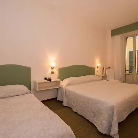 Hotel Du &