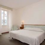 Otel Du &
